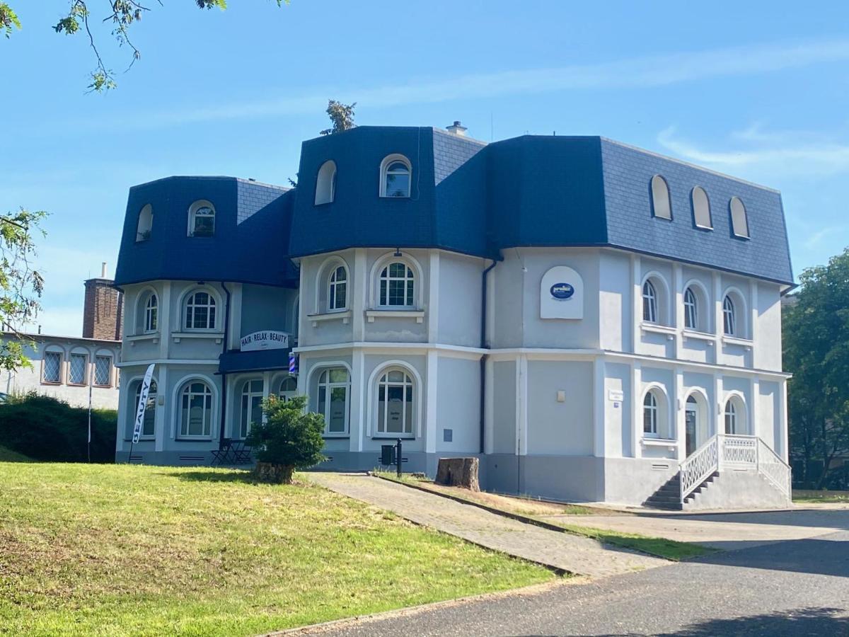 Grandlux Villa & Spa 特普利采 外观 照片